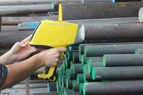 使用手持式光譜儀檢測金屬 /cxyq/20200805134338-FntK7xsCwb9pcpLqdlaaqMMle6Rr.jpg